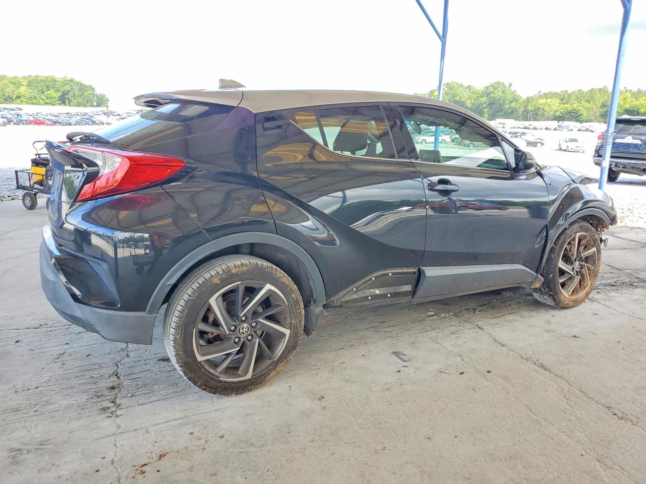 2021 TOYOTA C-HR LIMITED — снимка 3