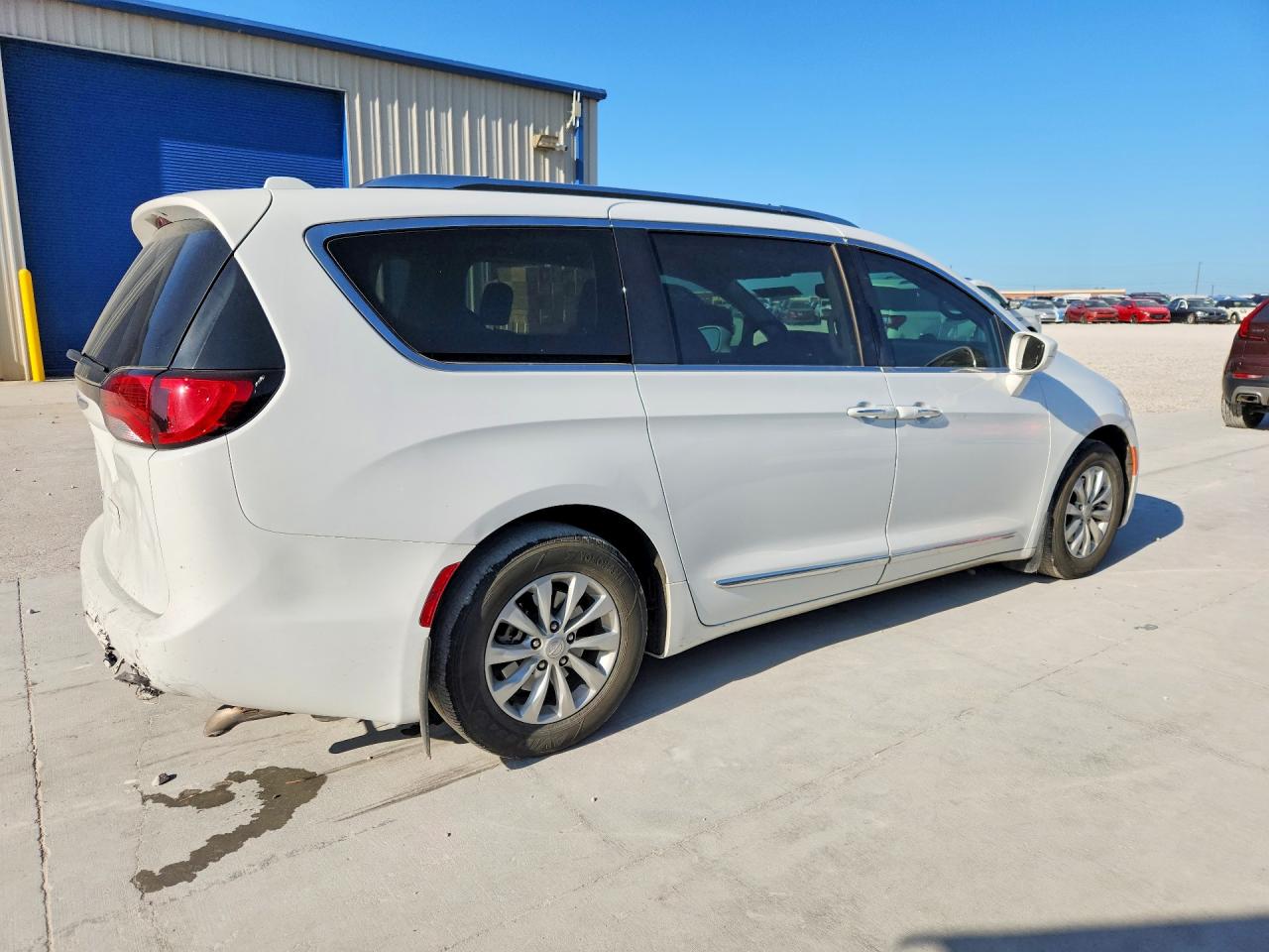 2019 CHRYSLER PACIFICA TOURING L — снимка 3