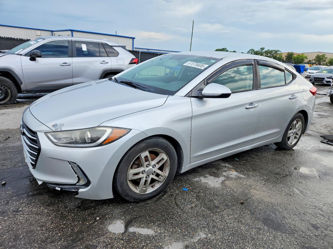 2018 HYUNDAI ELANTRA SE