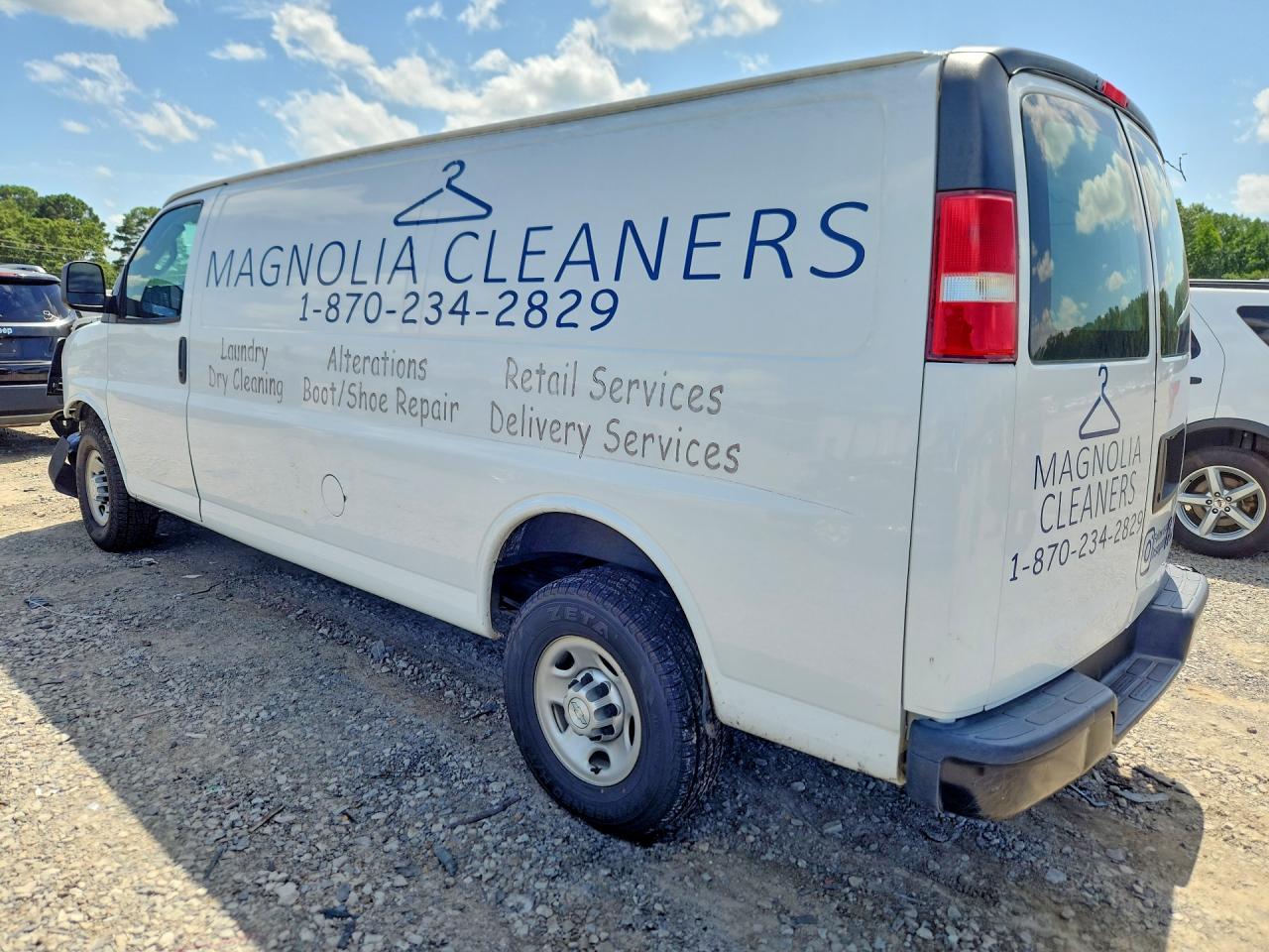 2017 CHEVROLET EXPRESS G2500 — снимка 2