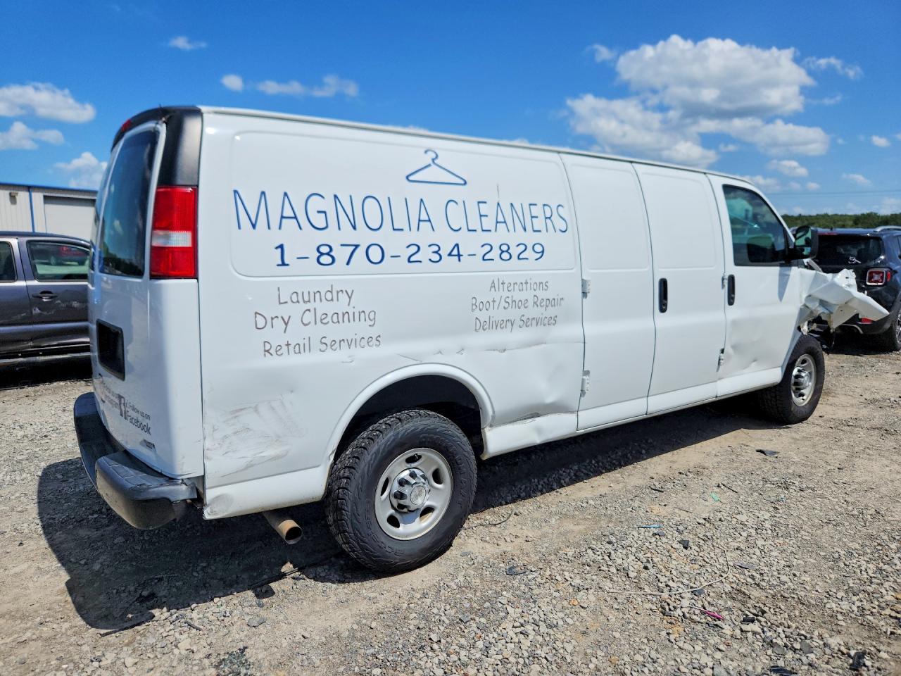 2017 CHEVROLET EXPRESS G2500 — снимка 3