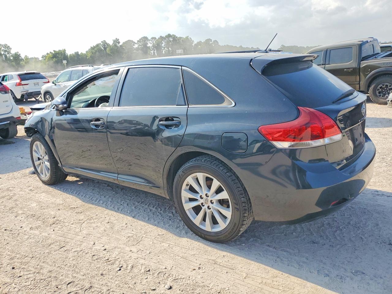 2015 TOYOTA VENZA LE — снимка 2