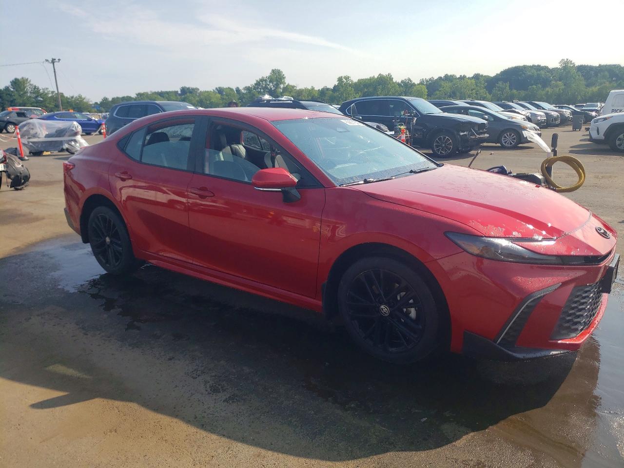 2025 TOYOTA CAMRY SE — снимка 4