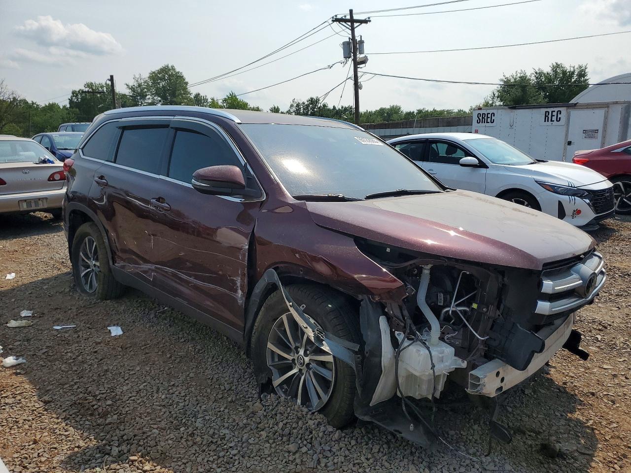 2019 TOYOTA HIGHLANDER XLE — снимка 4