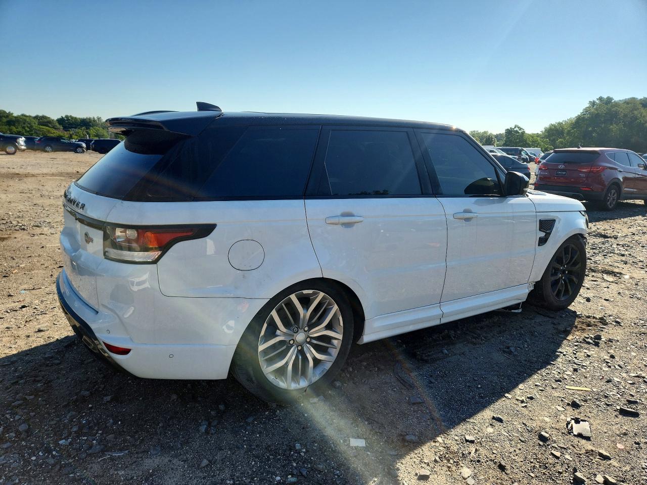 2017 LAND ROVER RANGE ROVER SPORT SVR — снимка 3