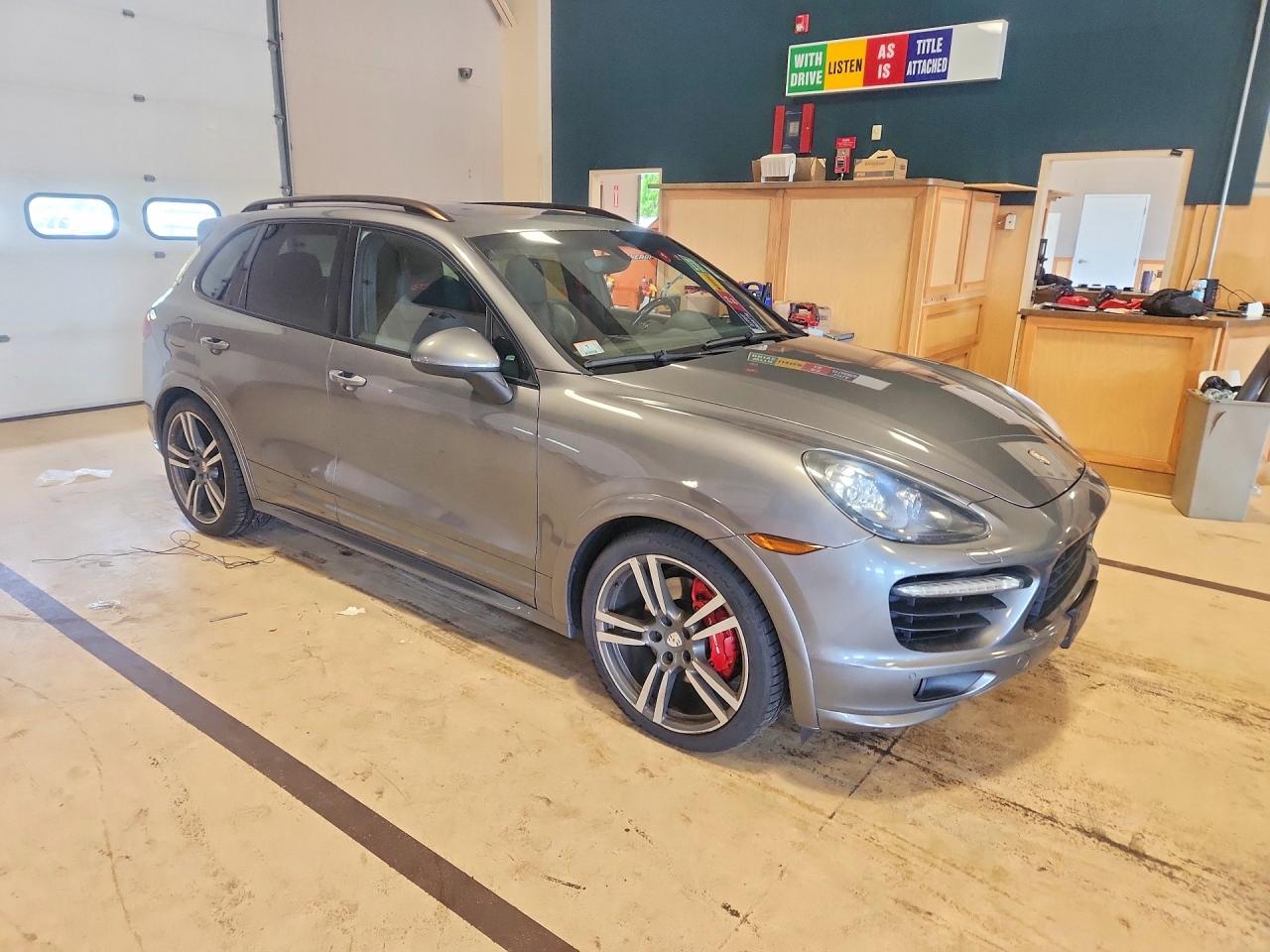 2013 PORSCHE CAYENNE GTS — снимка 4