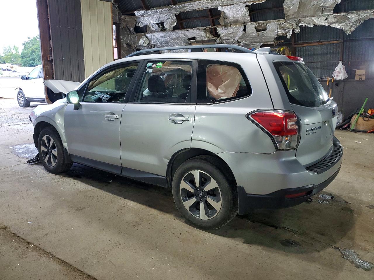 2018 SUBARU FORESTER 2.5I — снимка 2