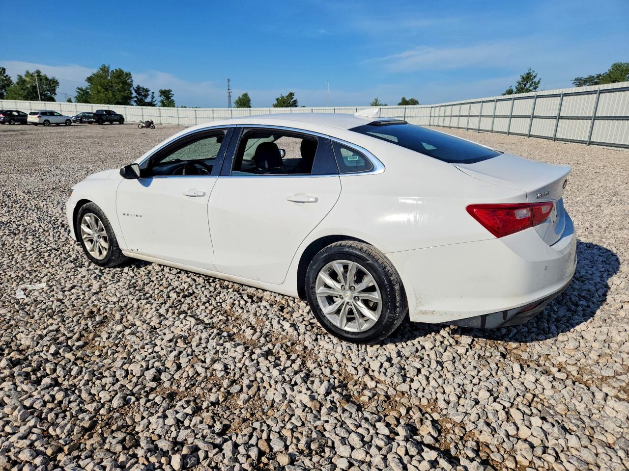 2024 CHEVROLET MALIBU LT — снимка 2