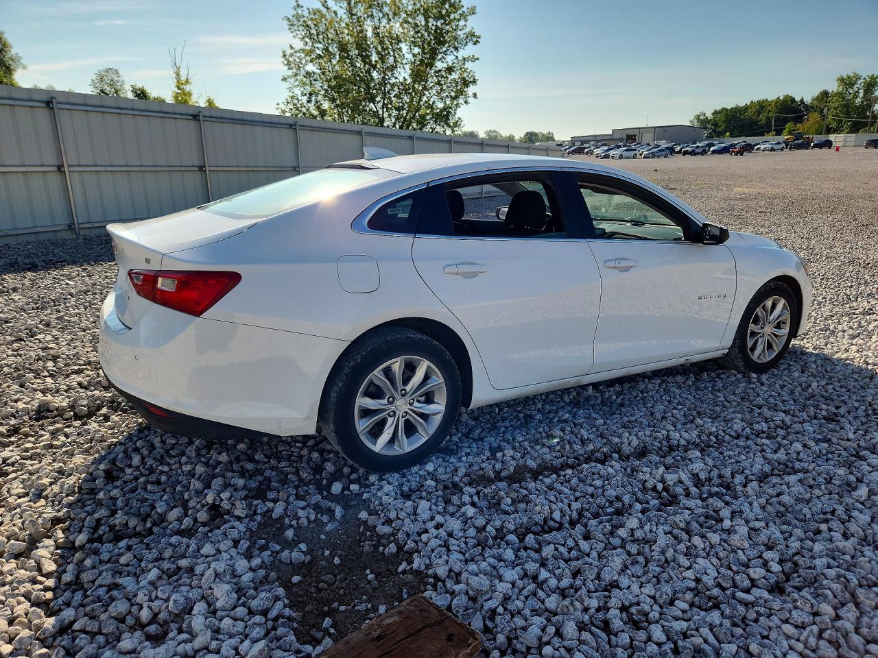 2024 CHEVROLET MALIBU LT — снимка 3