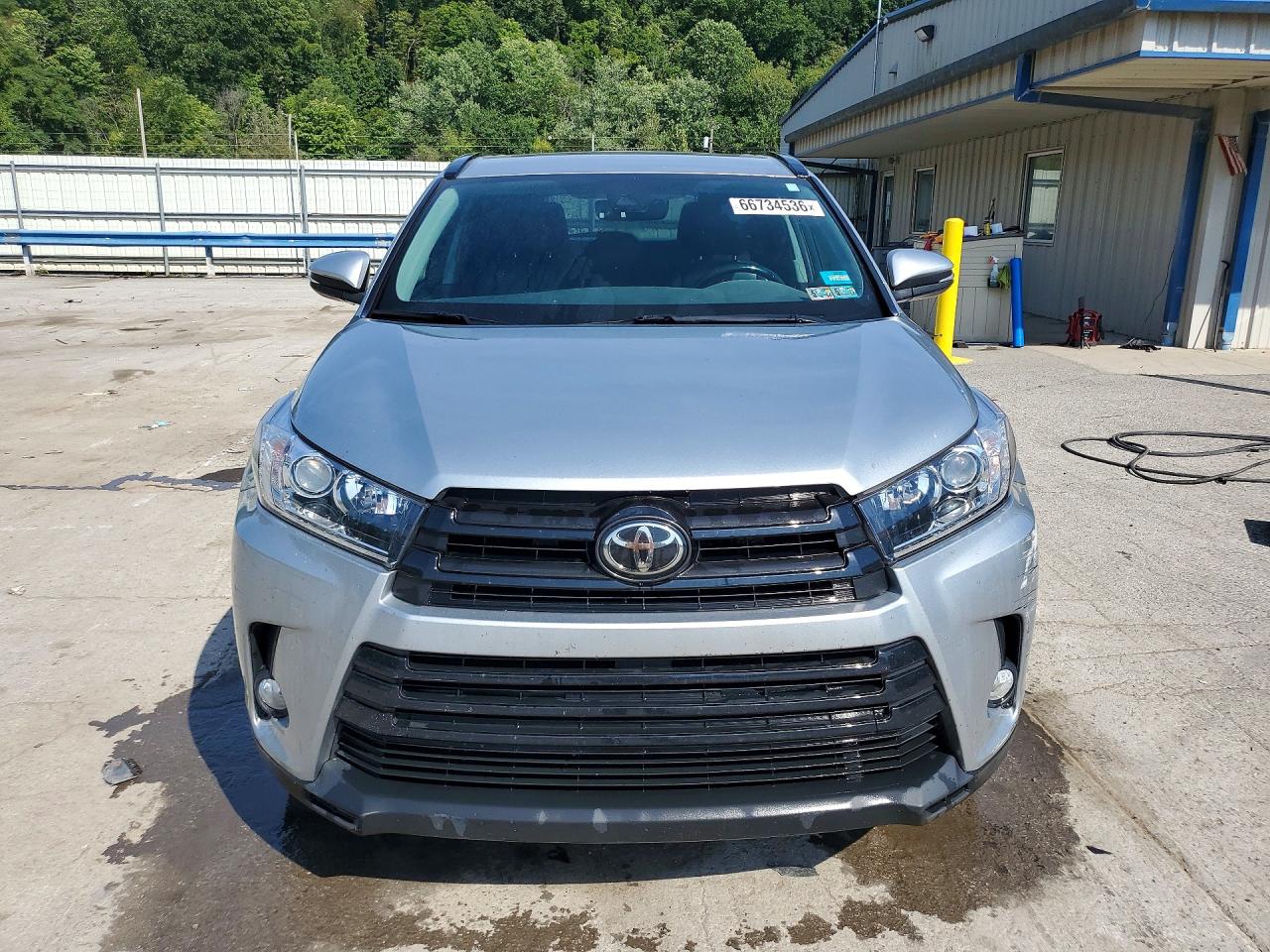 2017 TOYOTA HIGHLANDER SE — снимка 5