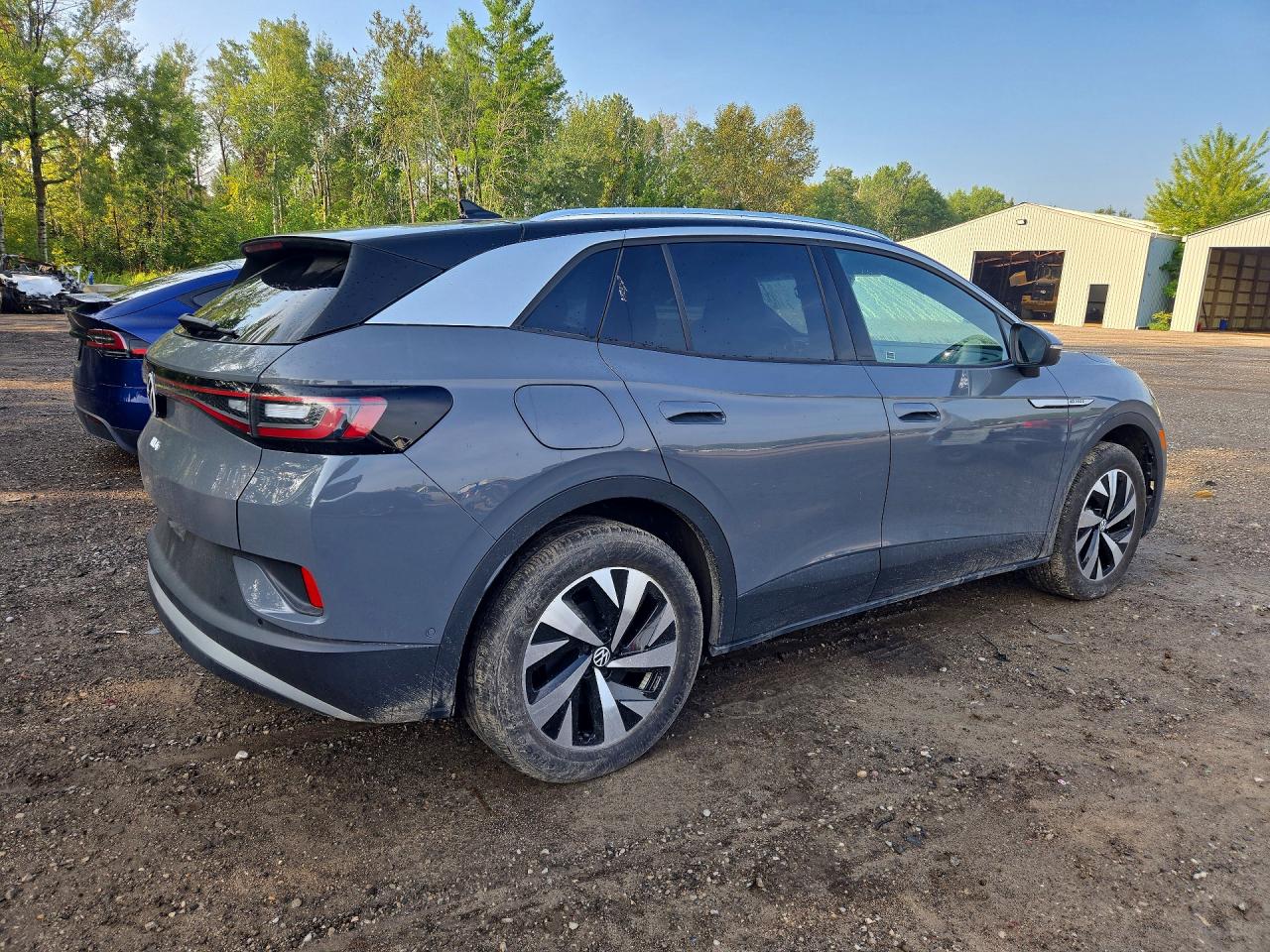 2023 VOLKSWAGEN ID.4 PRO — photo 3