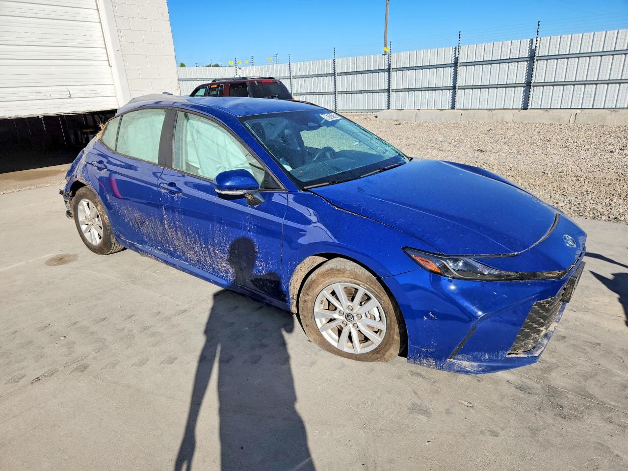 2026 TOYOTA CAMRY LE — снимка 4