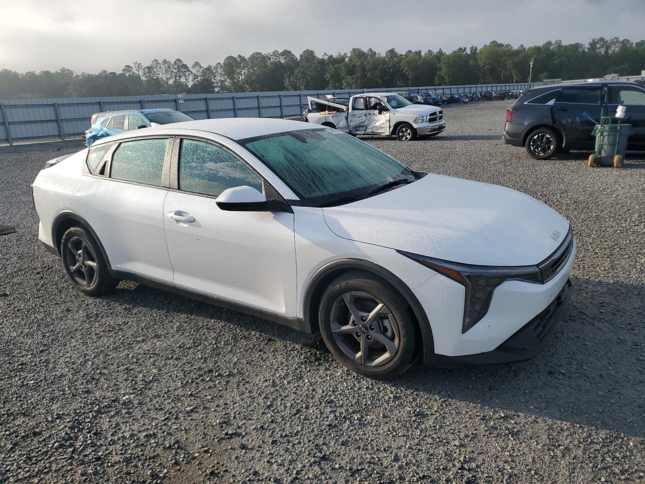 2025 KIA K4 LXS — снимка 4