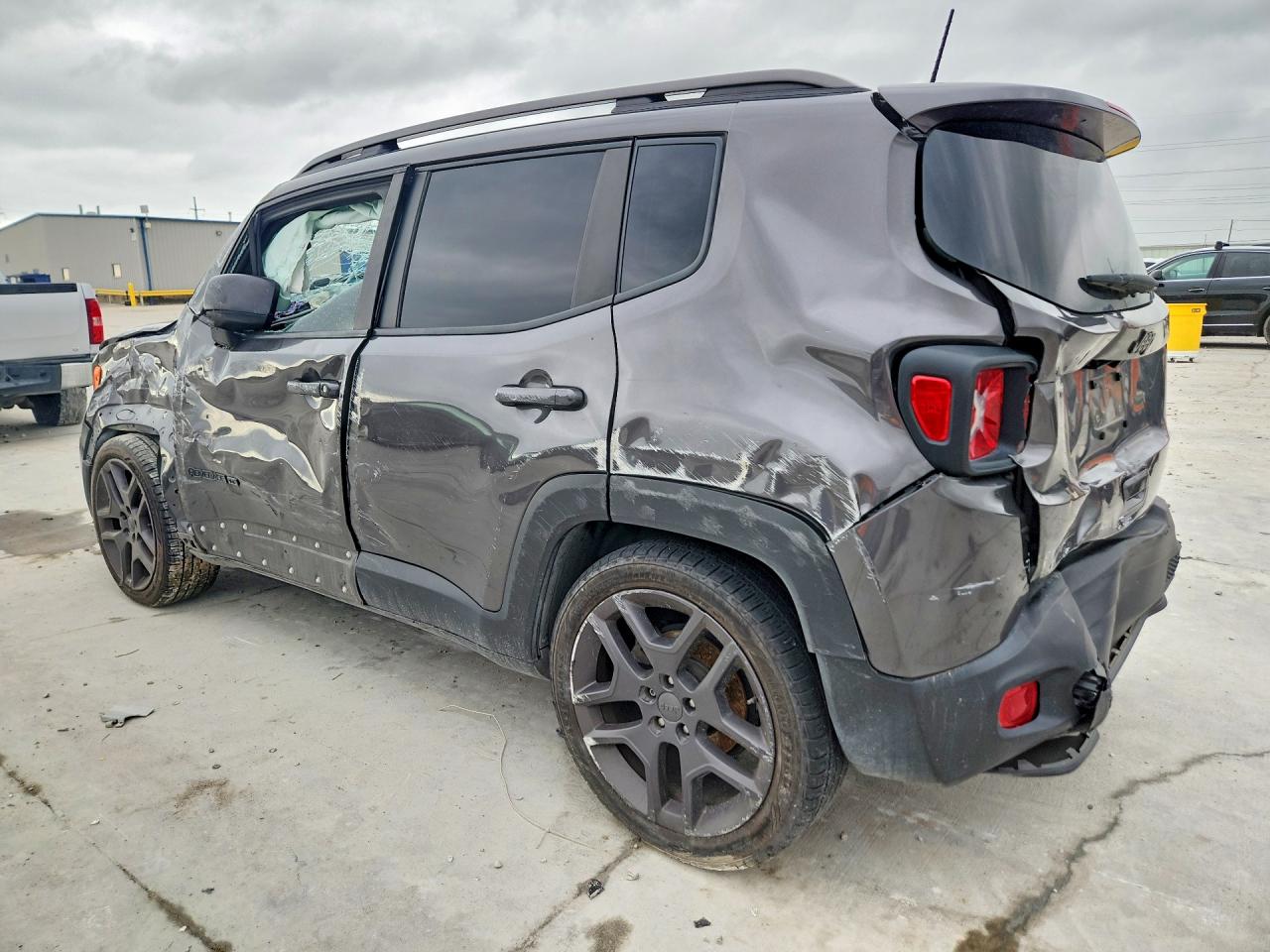 2021 JEEP RENEGADE LATITUDE — снимка 2