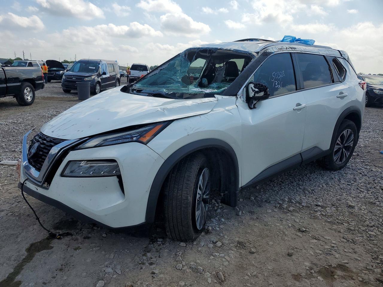 2022 NISSAN ROGUE SV