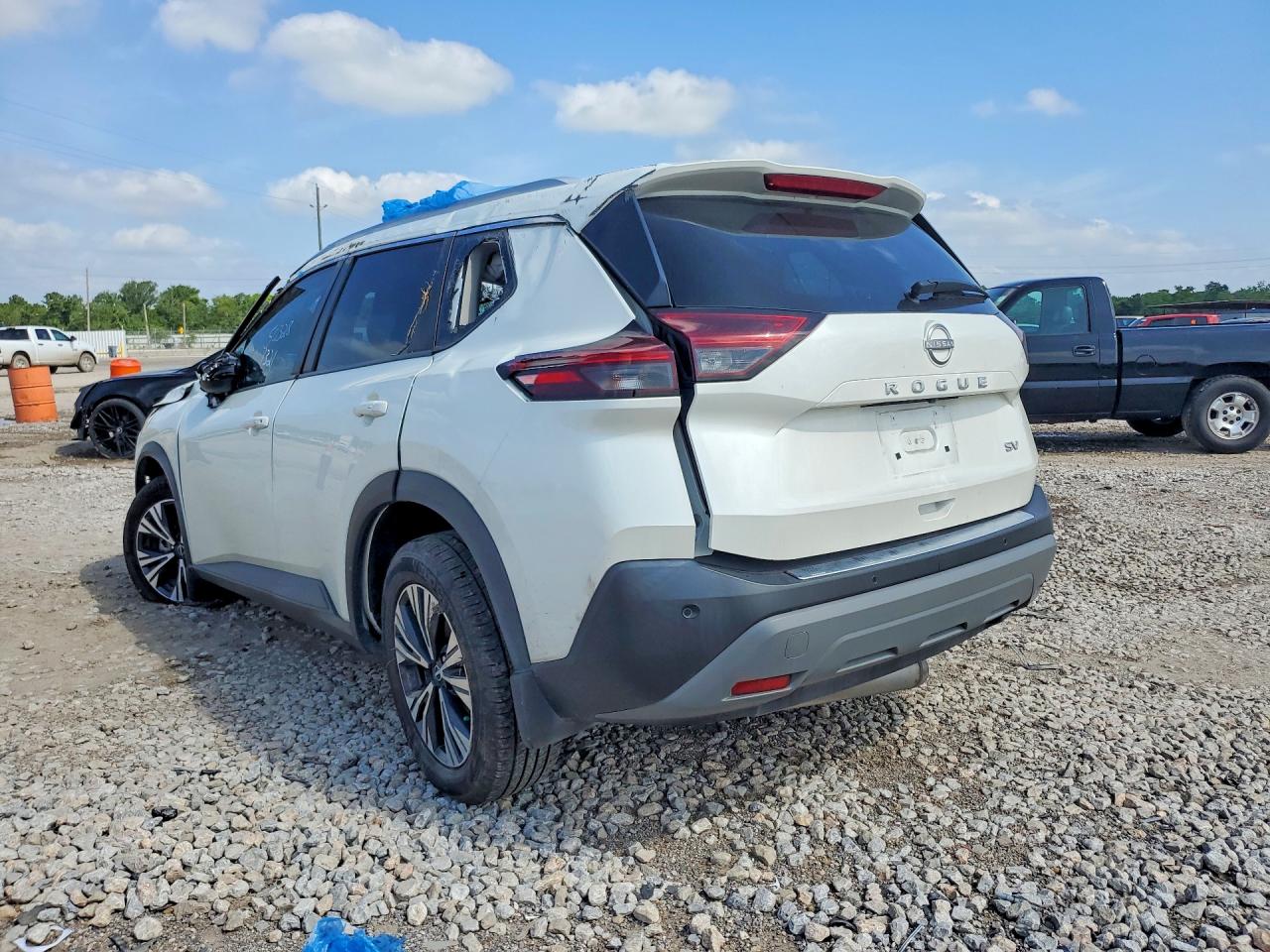 2022 NISSAN ROGUE SV — снимка 2