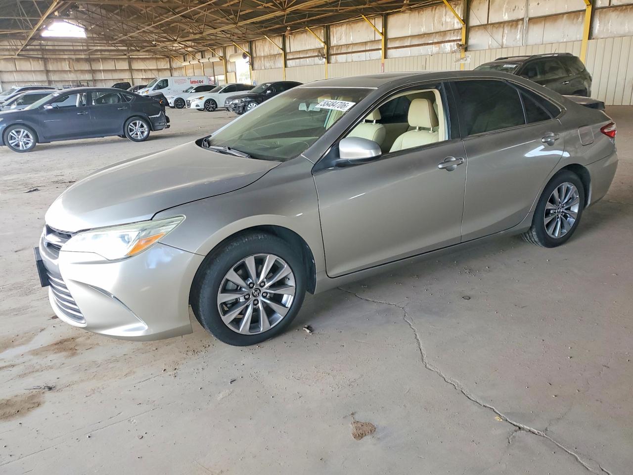 2015 TOYOTA CAMRY XLE V6
