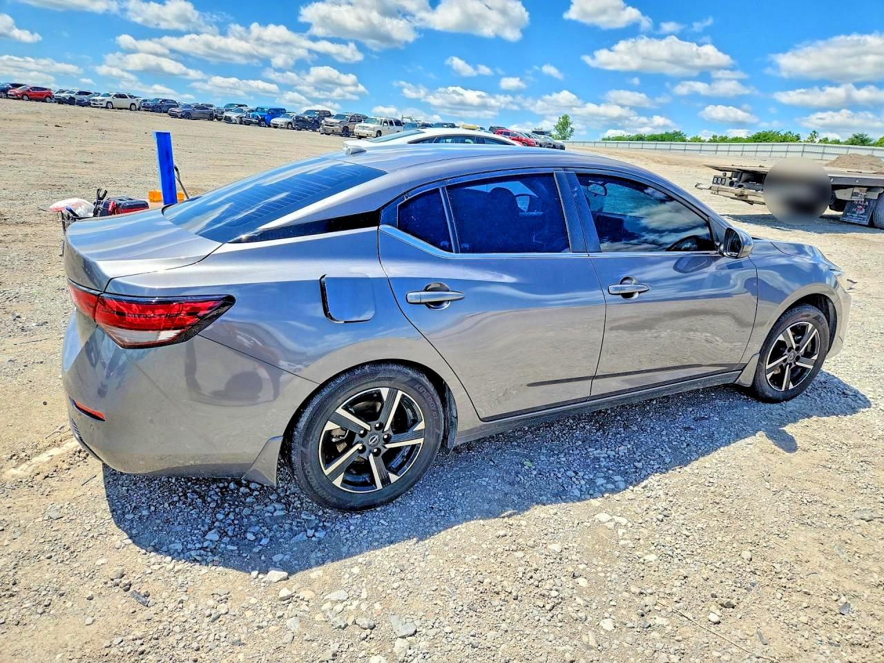 2025 NISSAN SENTRA SV — снимка 3