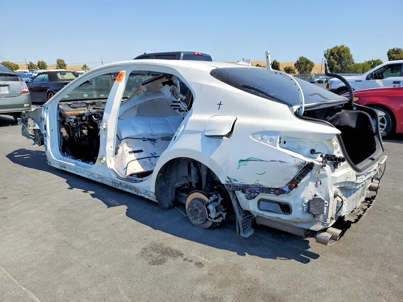 2019 TOYOTA CAMRY XSE — снимка 2