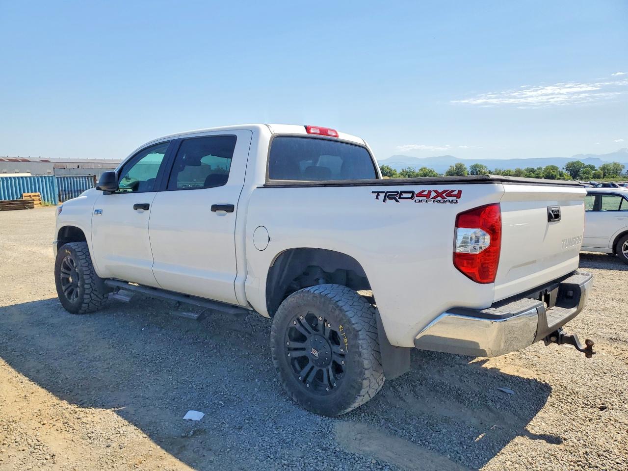 2018 TOYOTA TUNDRA CREWMAX SR5 — снимка 2