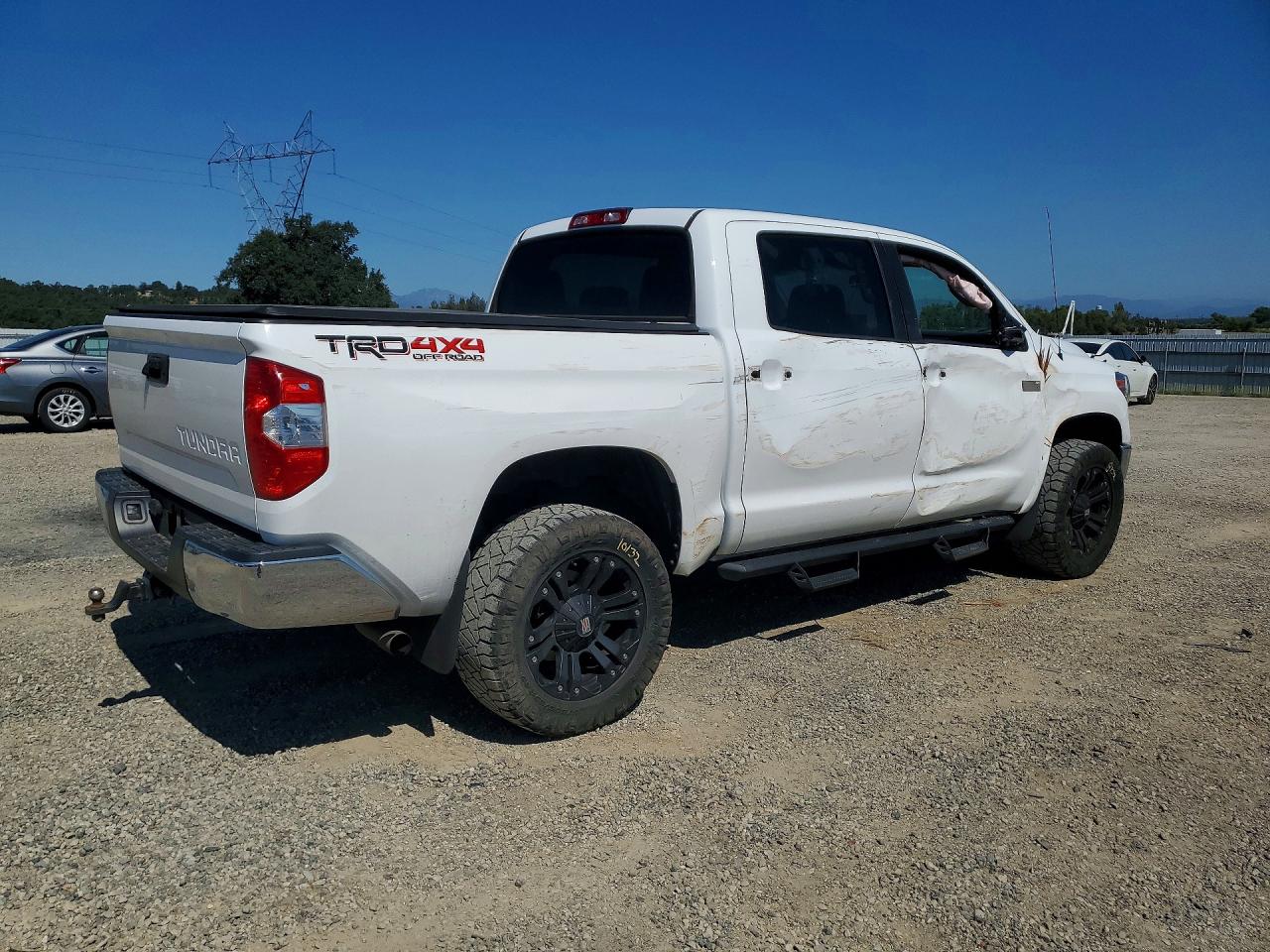 2018 TOYOTA TUNDRA CREWMAX SR5 — снимка 3
