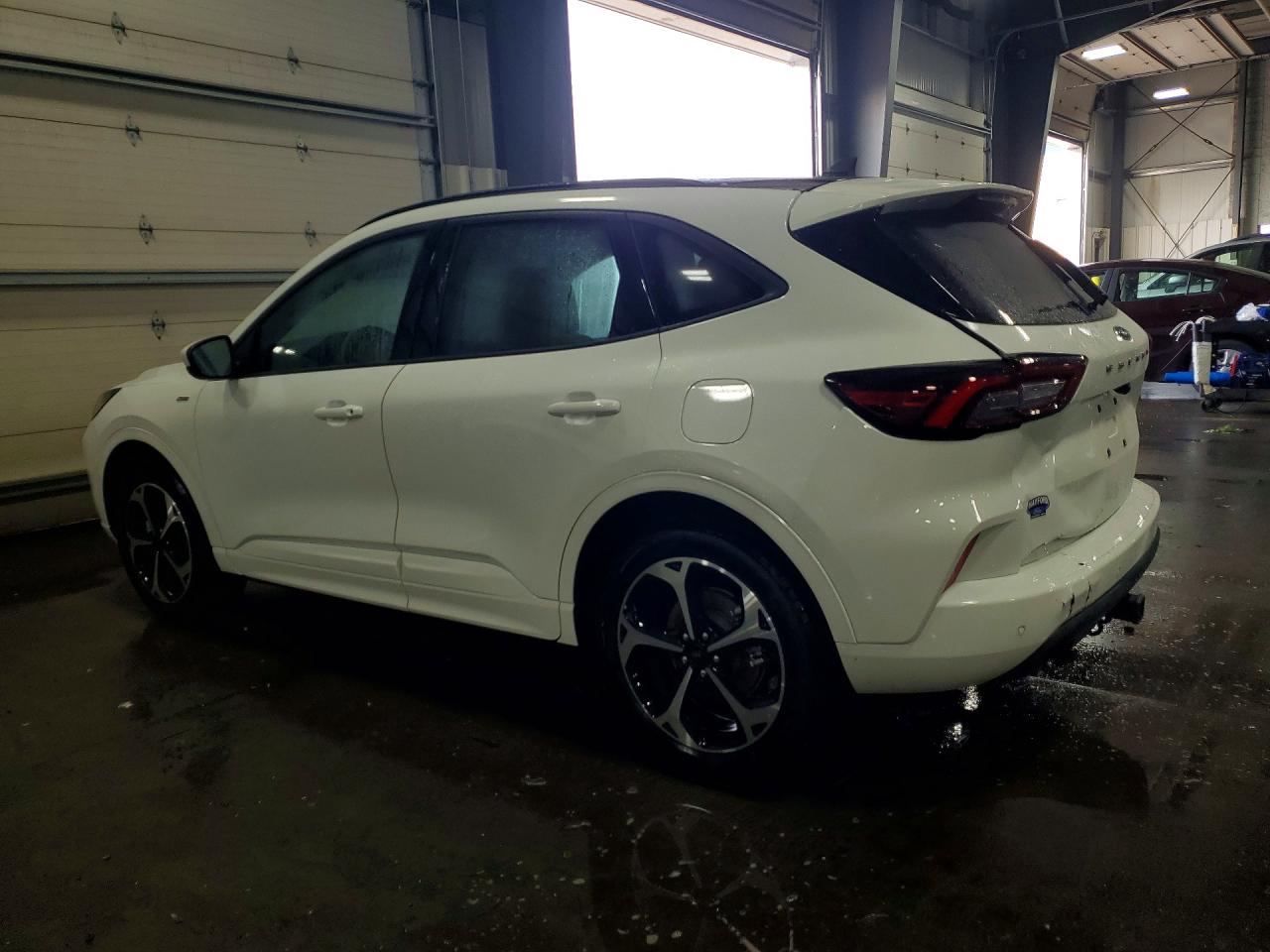 2025 FORD ESCAPE ST LINE ELITE — снимка 2
