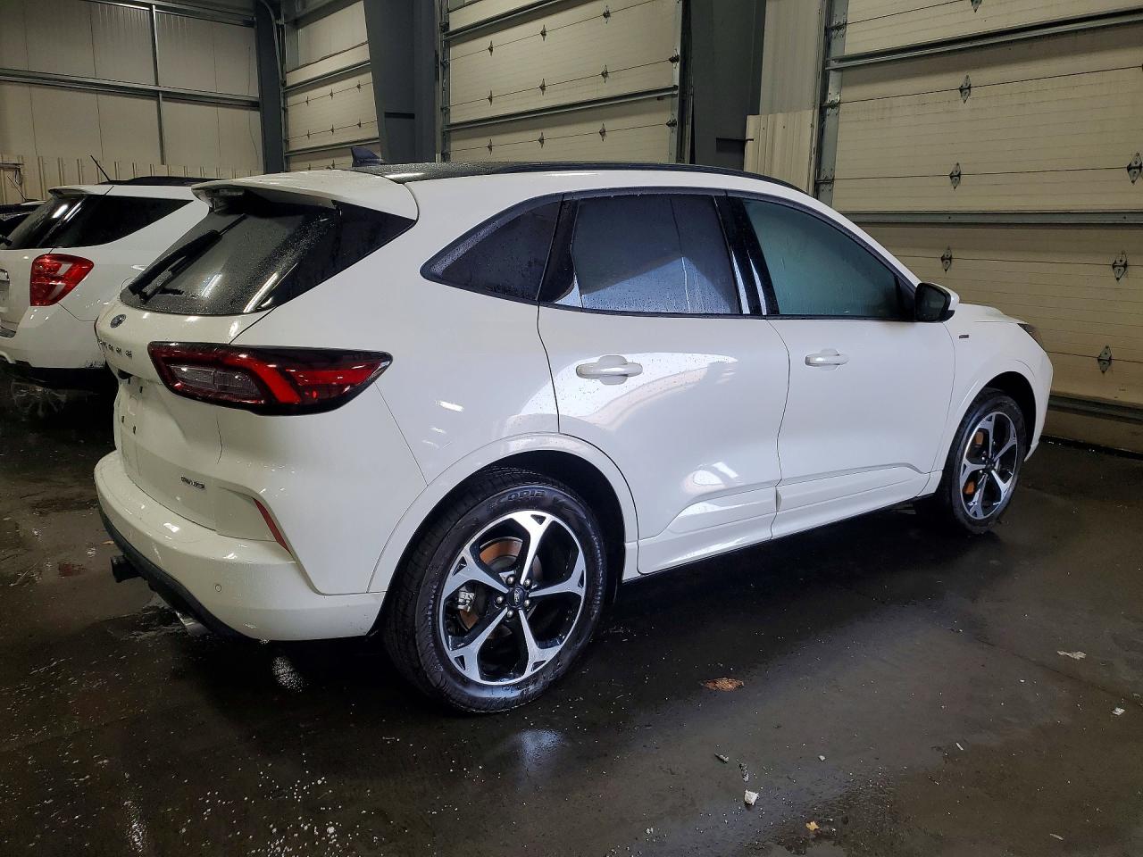 2025 FORD ESCAPE ST LINE ELITE — снимка 3