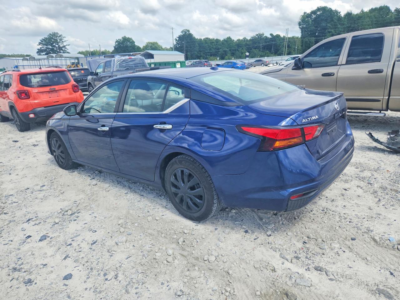 2020 NISSAN ALTIMA S — снимка 2