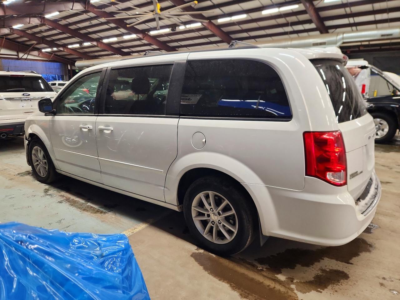 2016 DODGE GRAND CARAVAN SXT — снимка 2