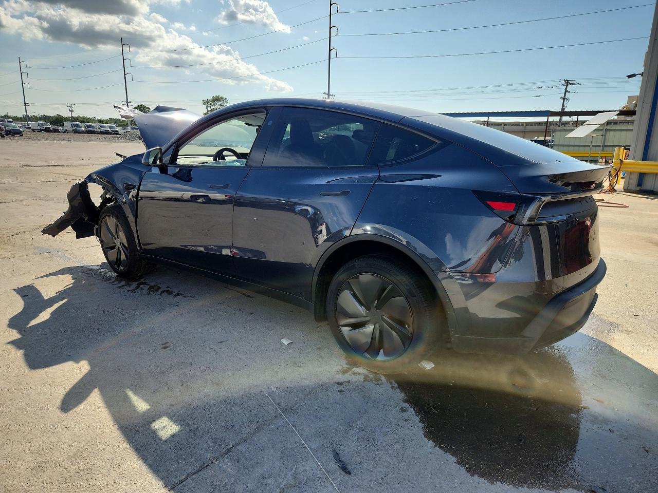 2026 TESLA MODEL Y — снимка 2