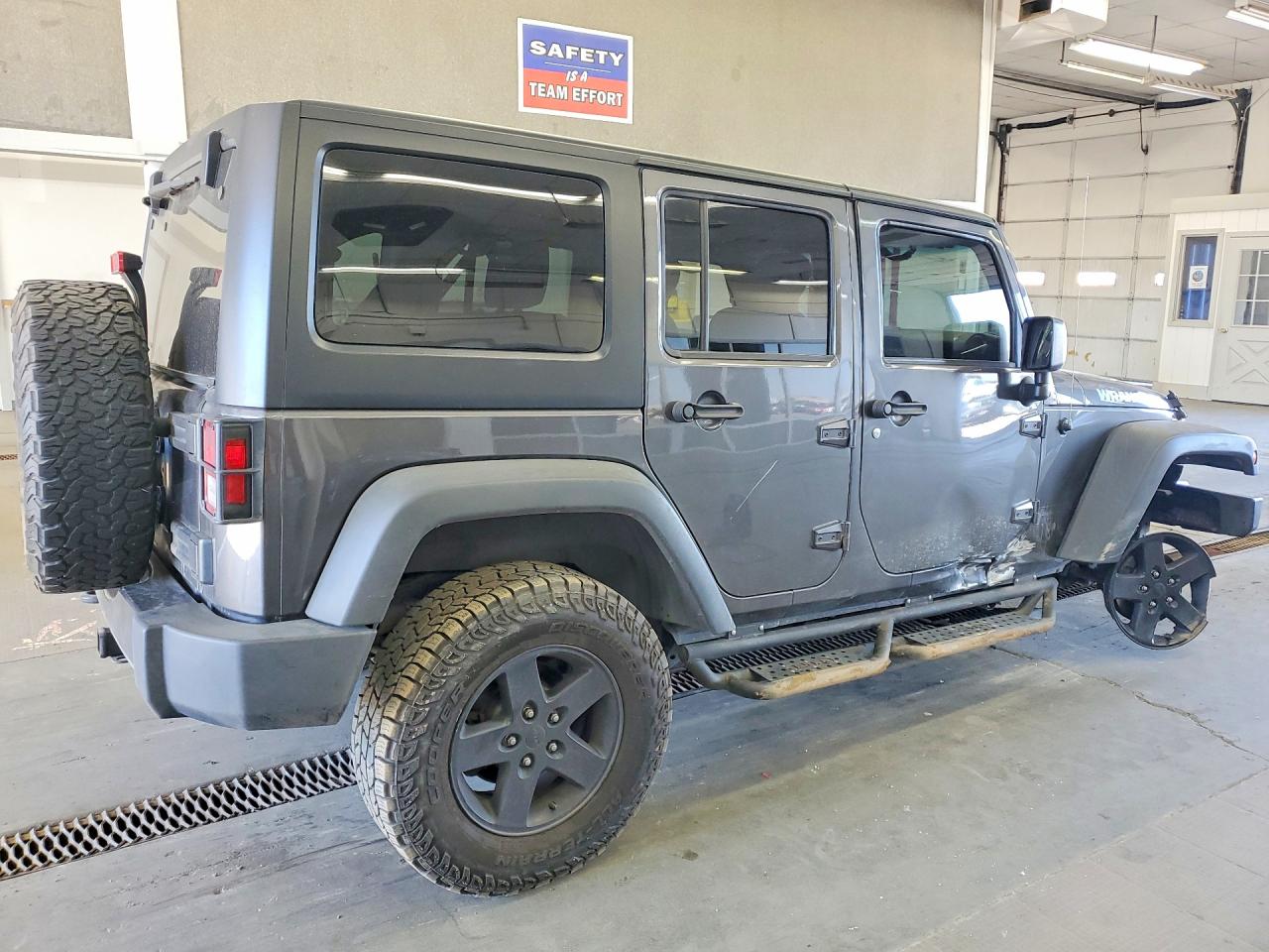 2017 JEEP WRANGLER UNLIMITED SPORT — снимка 3