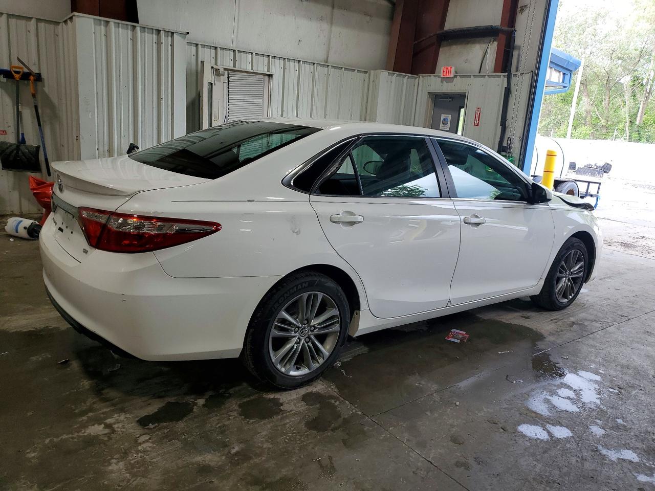 2015 TOYOTA CAMRY SE — снимка 3