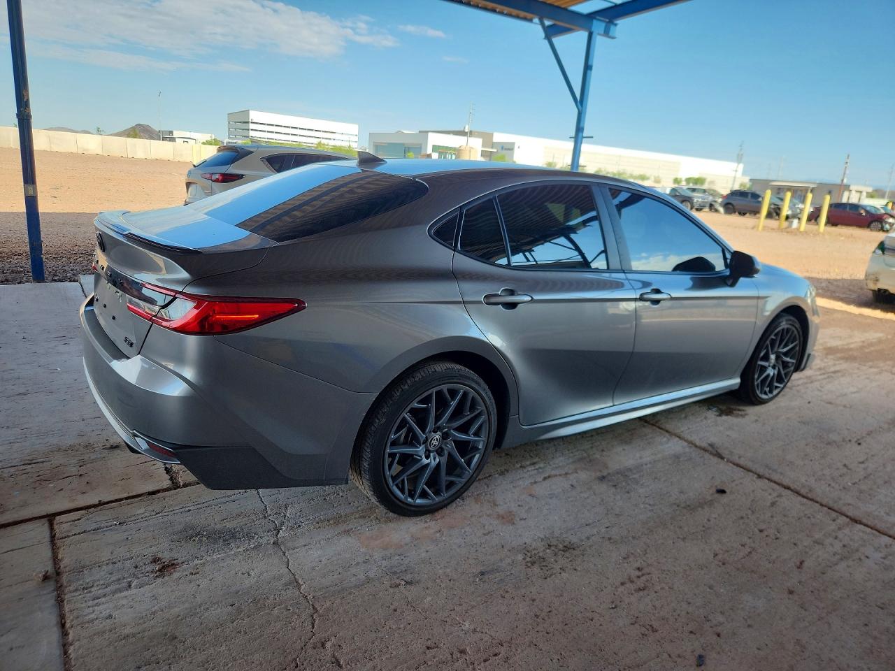 2025 TOYOTA CAMRY XSE — снимка 3