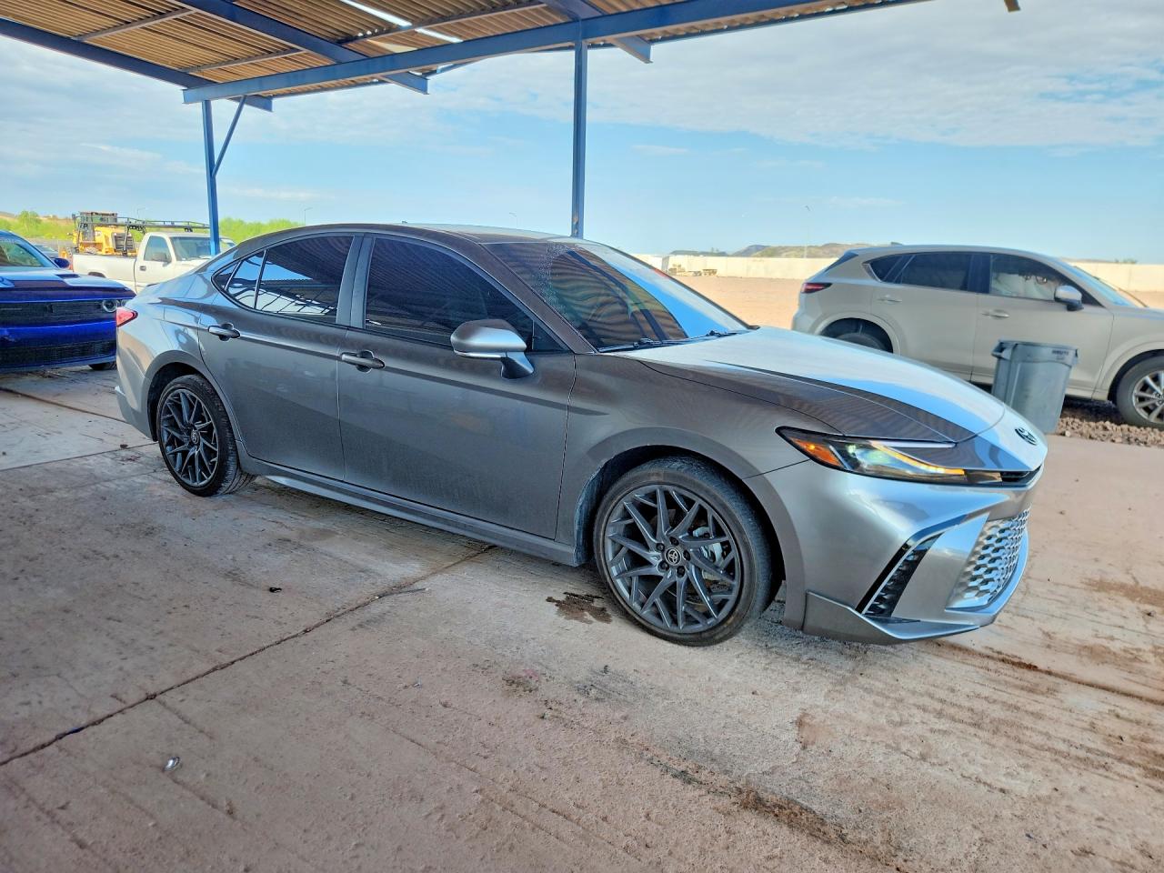2025 TOYOTA CAMRY XSE — снимка 4