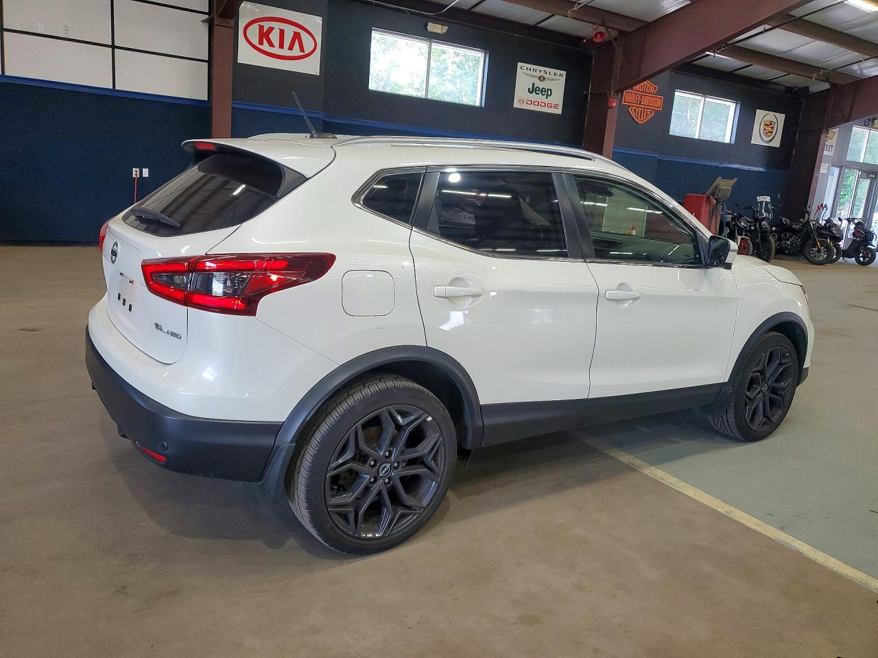 2021 NISSAN ROGUE SPORT SL — снимка 3