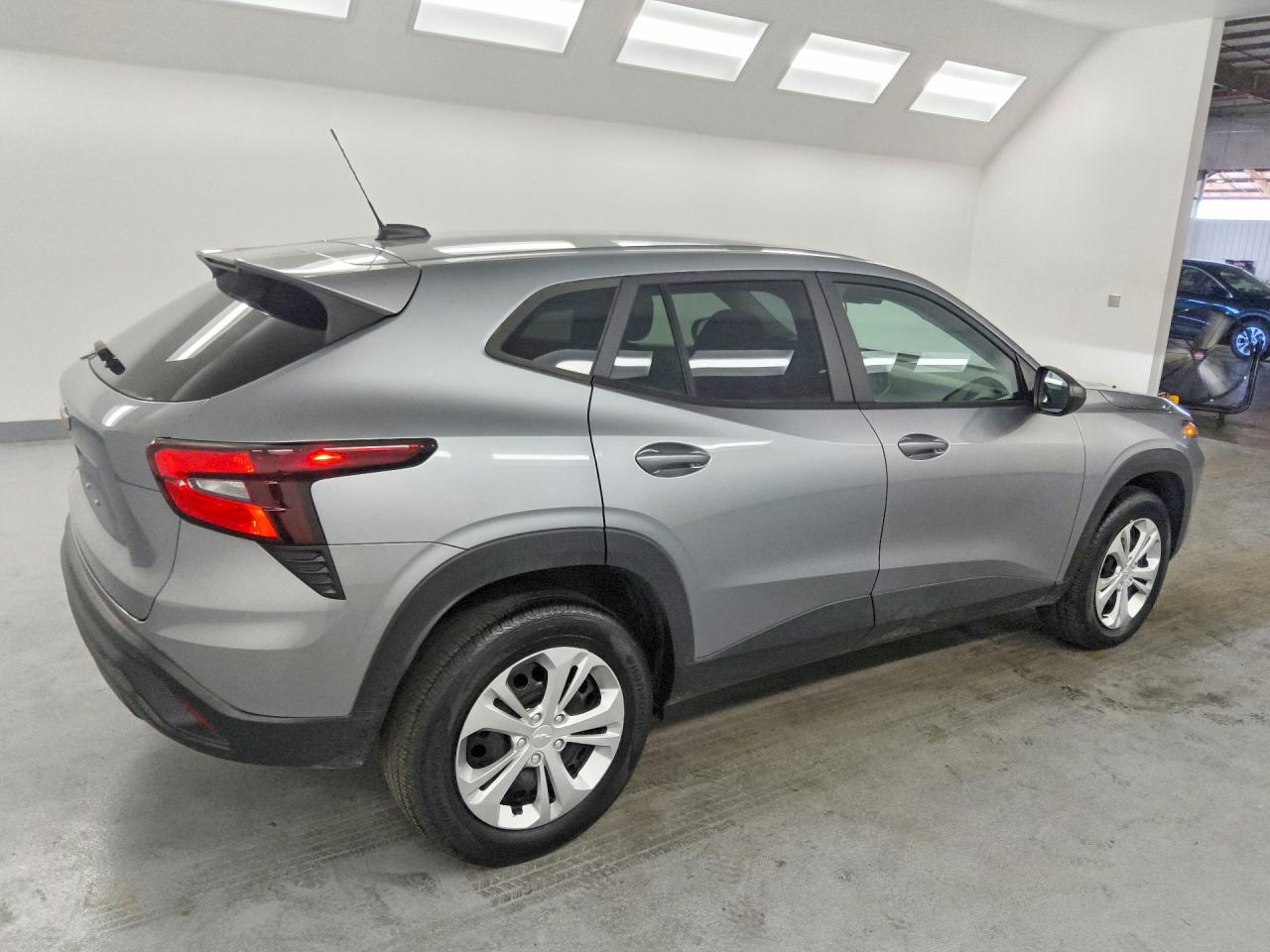 2024 CHEVROLET TRAX LS — снимка 3
