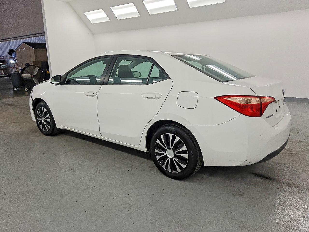 2019 TOYOTA COROLLA LE — снимка 2