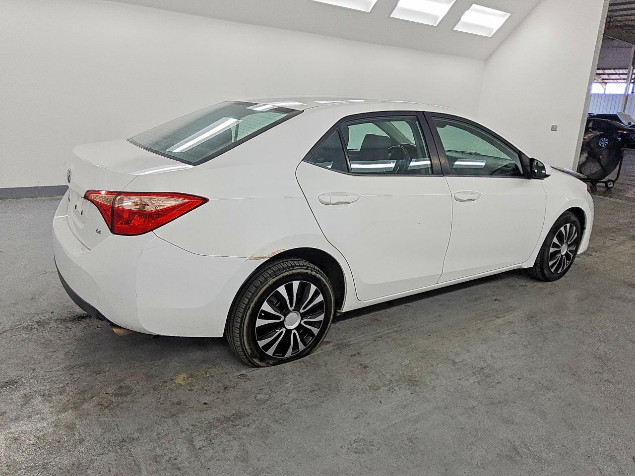 2019 TOYOTA COROLLA LE — снимка 3