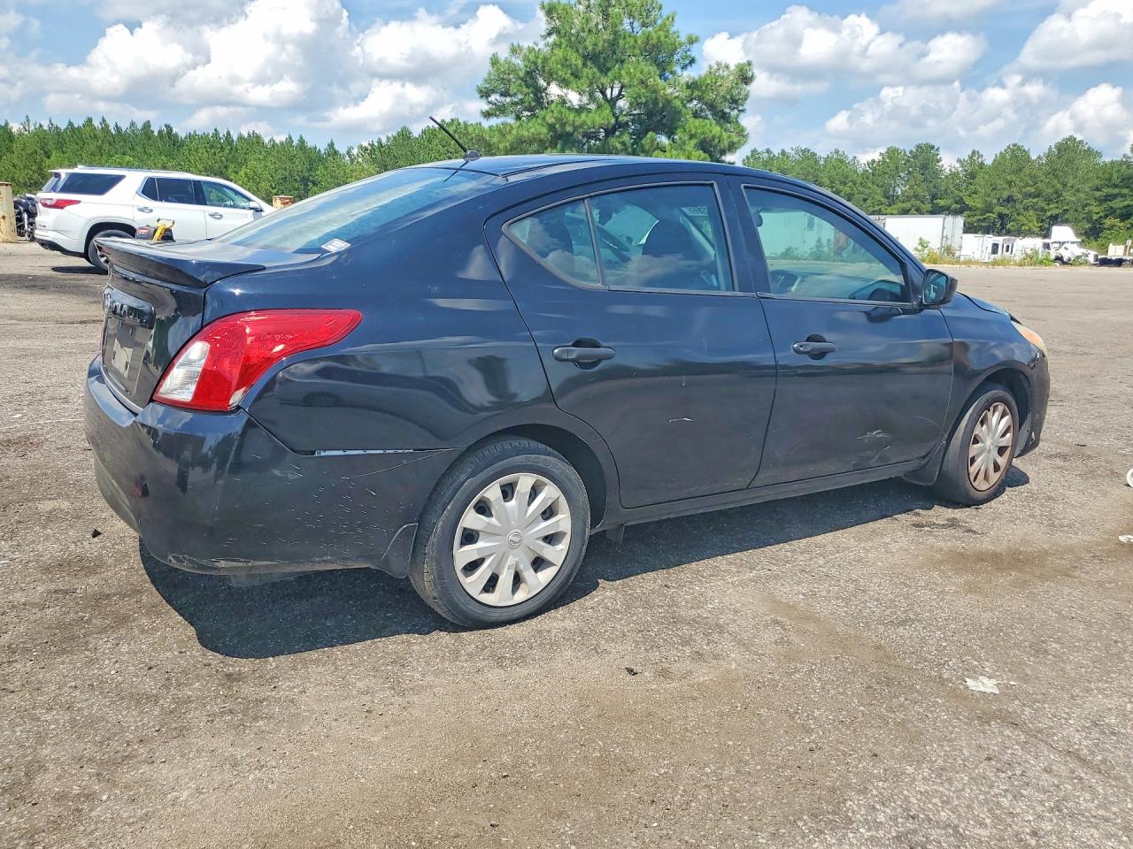2017 NISSAN VERSA 1.6 S PLUS — снимка 3