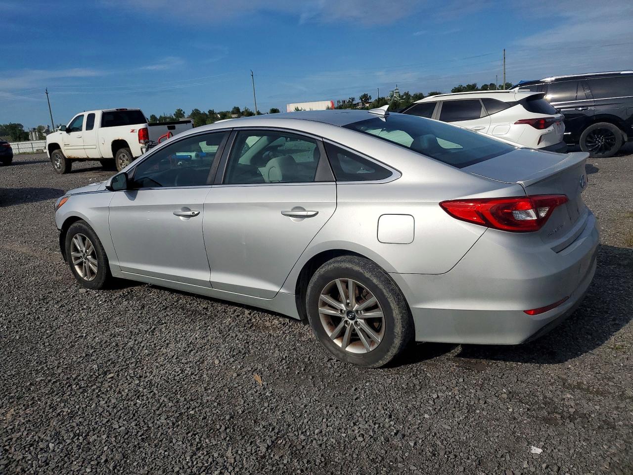 2015 HYUNDAI SONATA SE — снимка 2