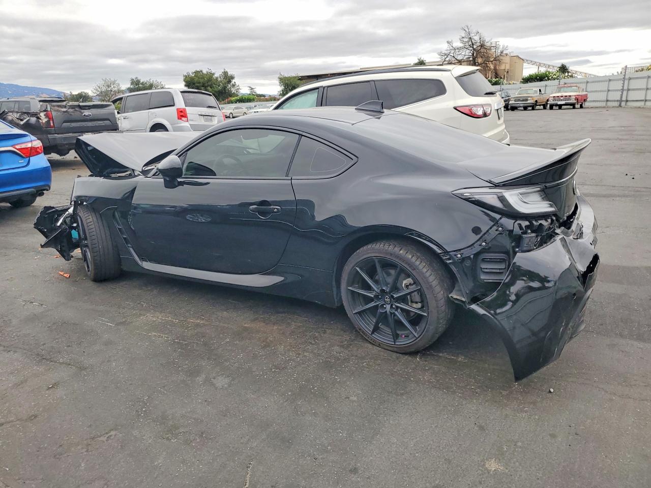 2025 TOYOTA GR86 PREMIUM — снимка 2