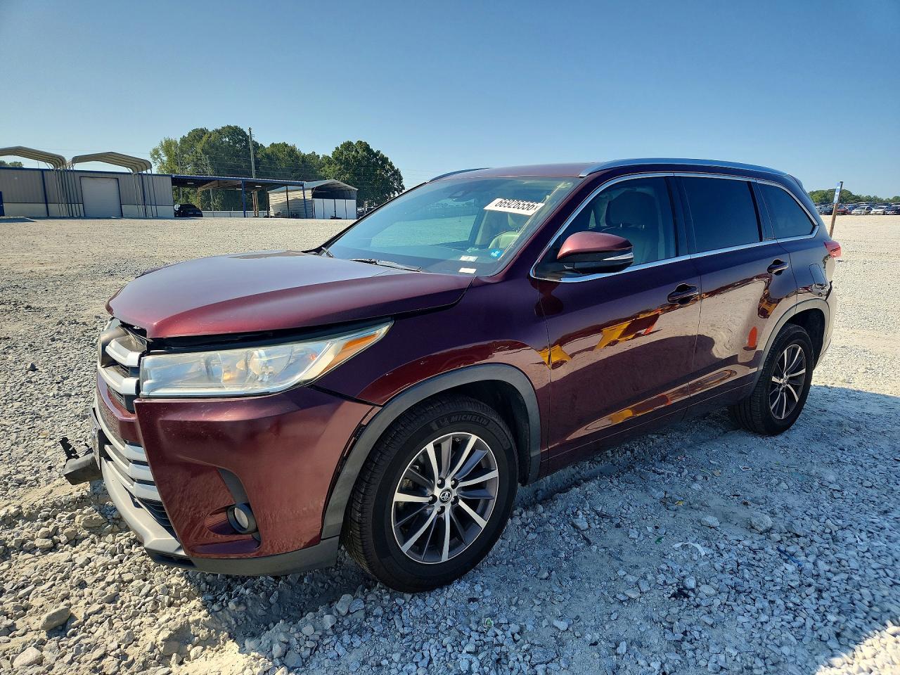 2017 TOYOTA HIGHLANDER XLE