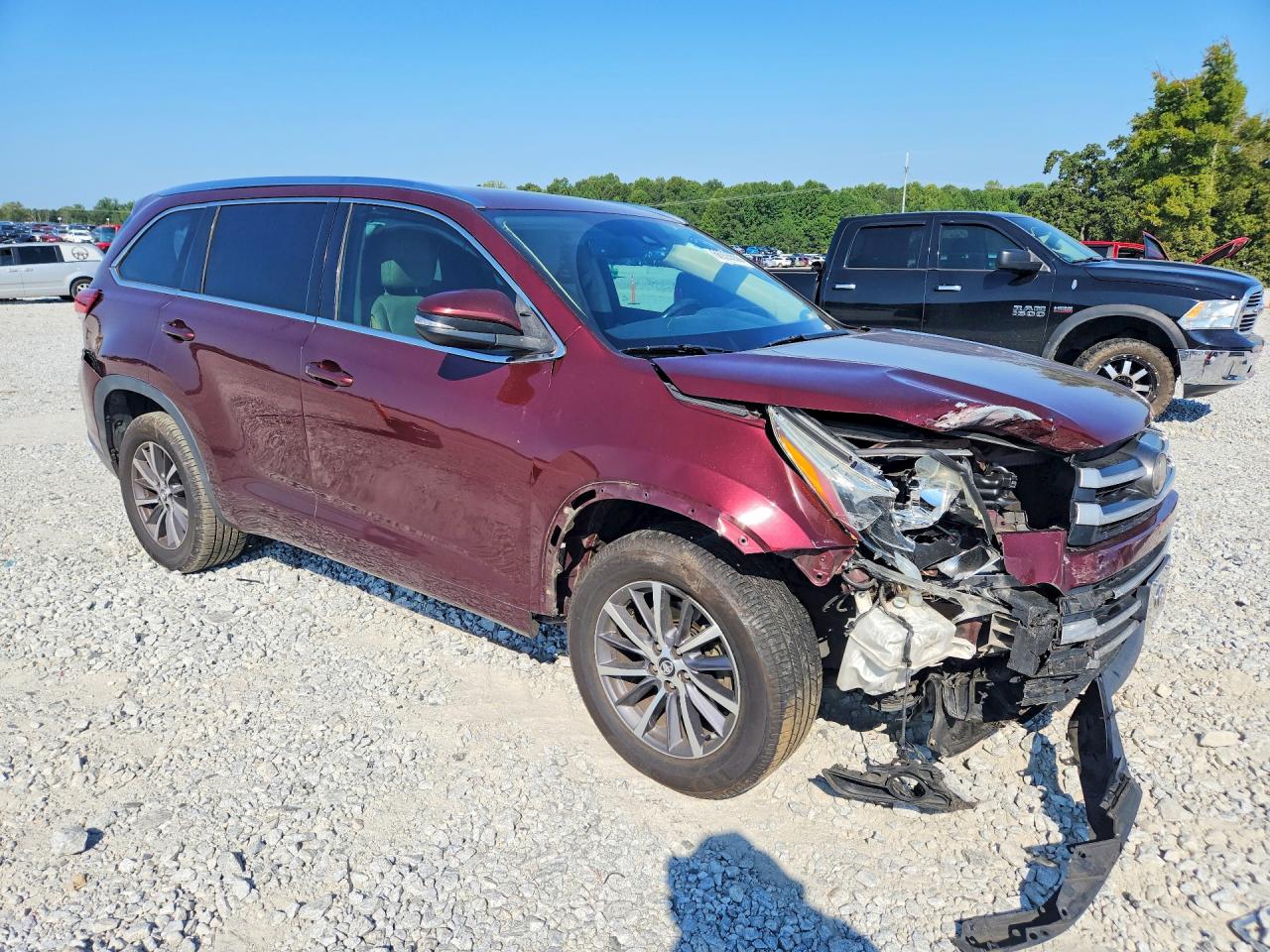 2017 TOYOTA HIGHLANDER XLE — снимка 4