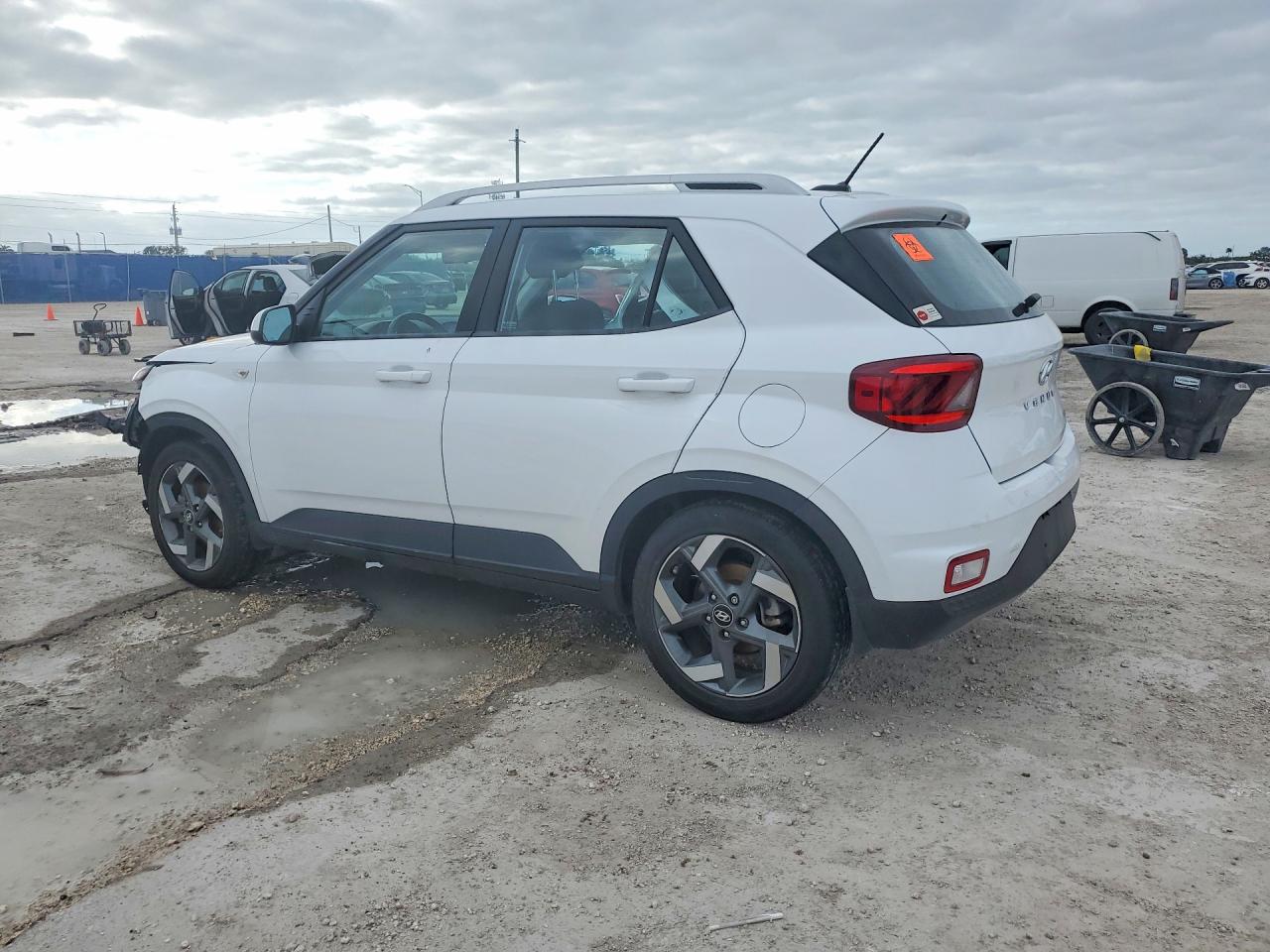 2023 HYUNDAI VENUE SEL — снимка 2
