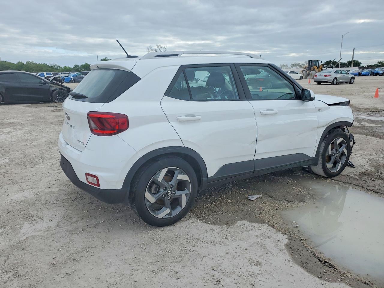 2023 HYUNDAI VENUE SEL — снимка 3
