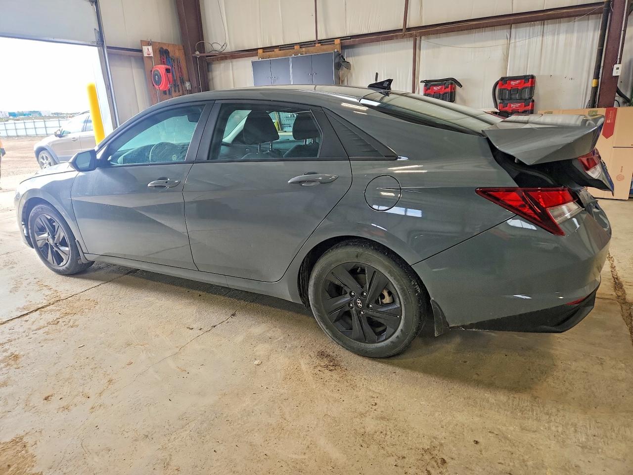 2022 HYUNDAI ELANTRA SEL — снимка 2