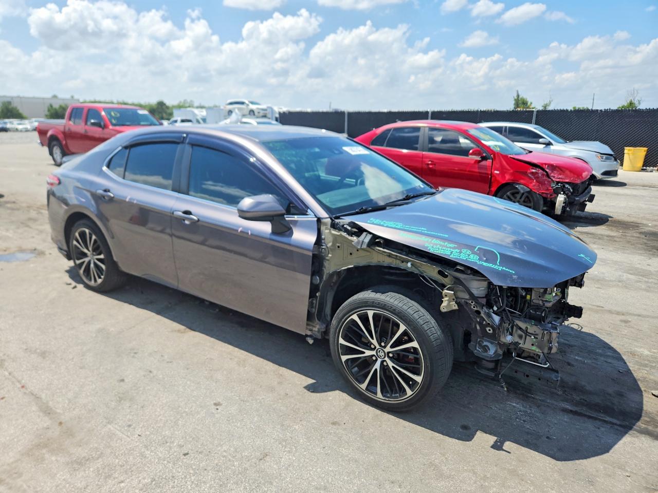 2019 TOYOTA CAMRY SE — снимка 4