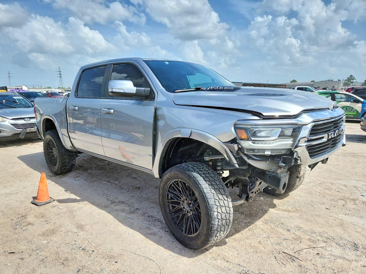 2021 RAM 1500 LARAMIE — снимка 4