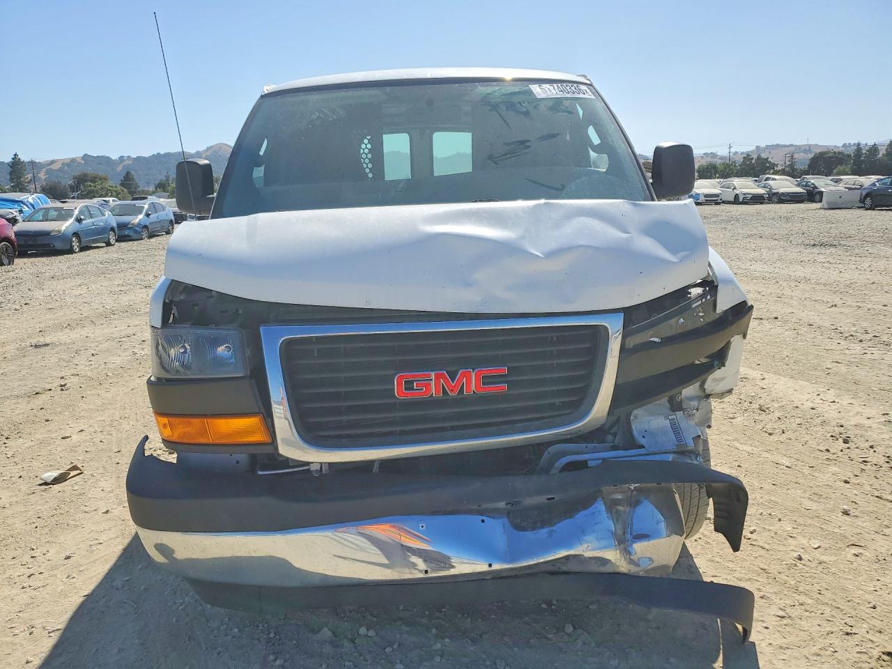 2019 GMC SAVANA G2500 — снимка 5