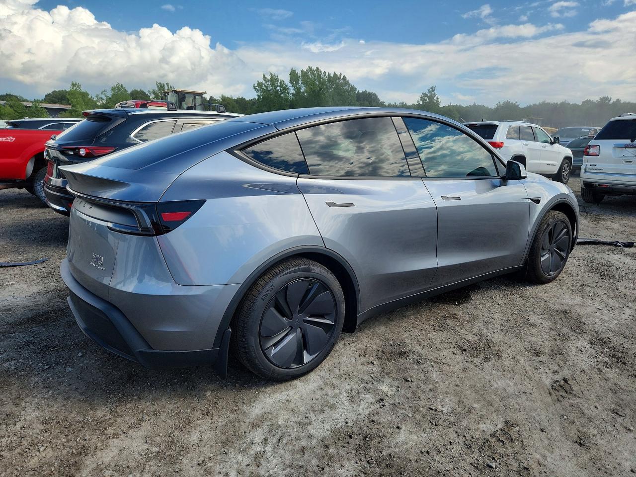 2026 TESLA MODEL Y — снимка 3